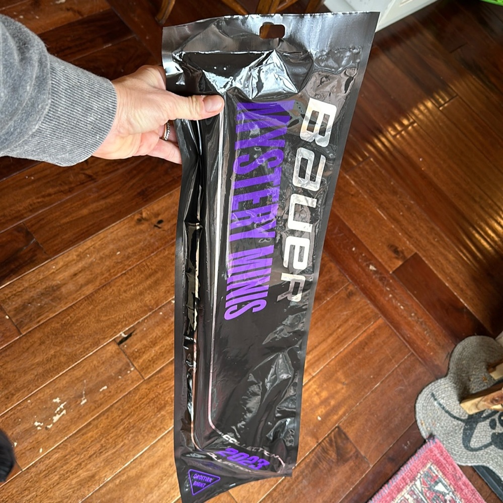 Bauer mystery mini righty